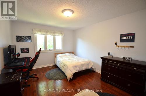 80 Golf Links Drive, Aurora, ON 