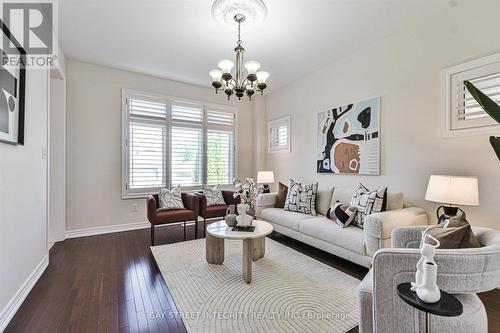 49 Glengordon Crescent, Markham, ON 