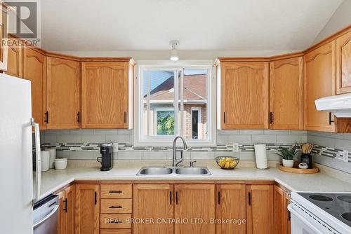 26 Kelly Court, Guelph, ON 