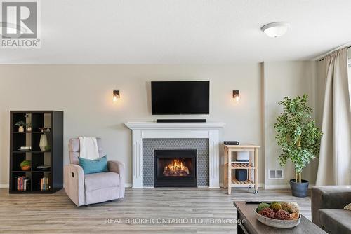 26 Kelly Court, Guelph, ON 