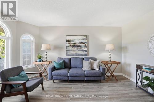 26 Kelly Court, Guelph, ON 