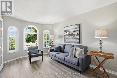 26 Kelly Court, Guelph, ON 