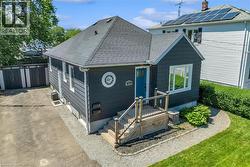 19 LYONS Avenue Welland, ON L3B 1L8
