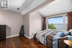 Bedroom 2 - 