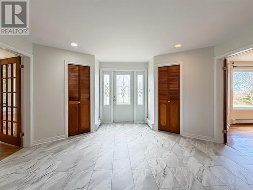 Front foyer - 51-53 Creston Boulevard, Marystown, NL 