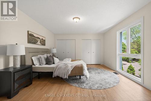 1862 Sharel Drive, Ottawa, ON 