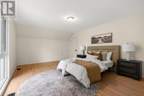 1862 Sharel Drive, Ottawa, ON 