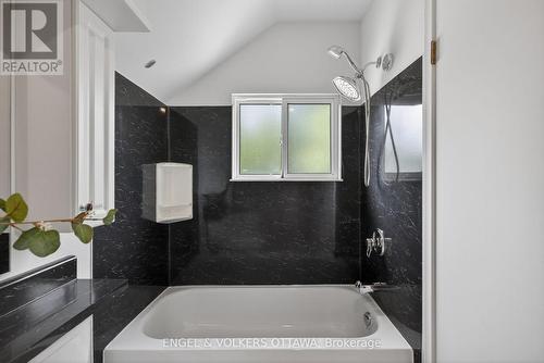1862 Sharel Drive, Ottawa, ON 