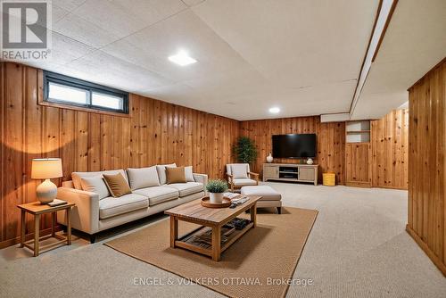Virtually staged - 1862 Sharel Drive, Ottawa, ON 