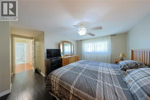 22 Turner Drive, Sarnia, ON - Indoor Photo Showing Bedroom