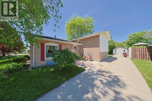 22 Turner Drive, Sarnia, ON - Outdoor