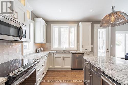 142 Mennill Drive, Springwater, ON 