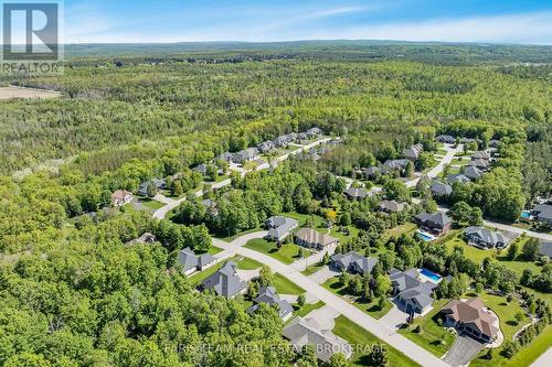 142 Mennill Drive, Springwater, ON 