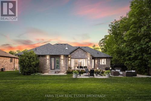 142 Mennill Drive, Springwater, ON 