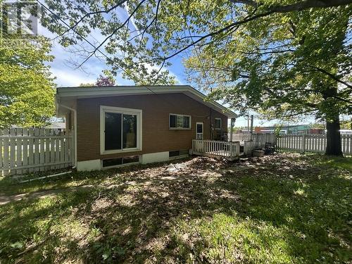 9 Tadcaster Pl, Sault Ste. Marie, ON 