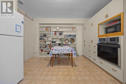 832 Ivanhoe Avenue, Ottawa, ON 