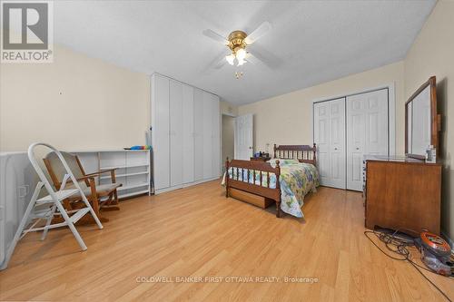 832 Ivanhoe Avenue, Ottawa, ON 
