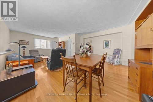 832 Ivanhoe Avenue, Ottawa, ON 