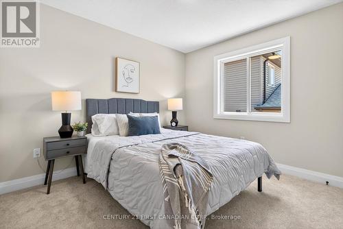 11 Postma Crescent, North Middlesex (Ailsa Craig), ON 