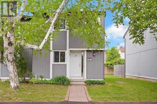 207 THISTLEDOWN COURT  Ottawa, ON K2J 1N1