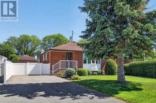 2390 CHESHIRE ROAD  Ottawa, ON K2C 1G3