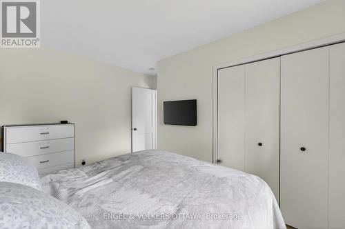 2548 Hanlon Avenue, Ottawa, ON 