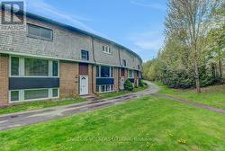 B - 765 SPRINGLAND DRIVE  Ottawa, ON K1V 6L9