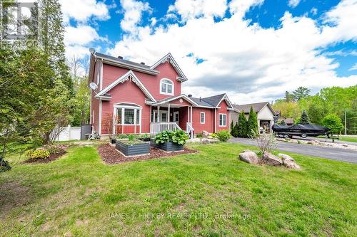 89 HILLCREST AVENUE  Deep River, ON K0J 1P0
