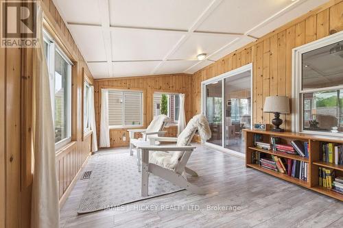 89 Hillcrest Avenue, Deep River, ON 