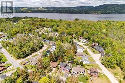 89 Hillcrest Avenue, Deep River, ON 