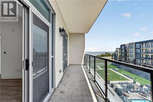 16 Concord Place Unit# 548, Grimsby, ON - Outdoor With Exterior
