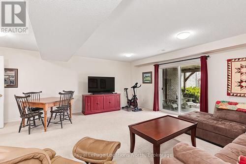 6 Thomas Drive, Collingwood, ON 