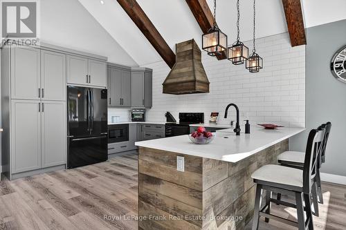 210 Lakeshore Drive, Kawartha Lakes (Emily), ON 