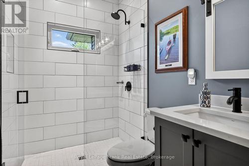 210 Lakeshore Drive, Kawartha Lakes (Emily), ON 