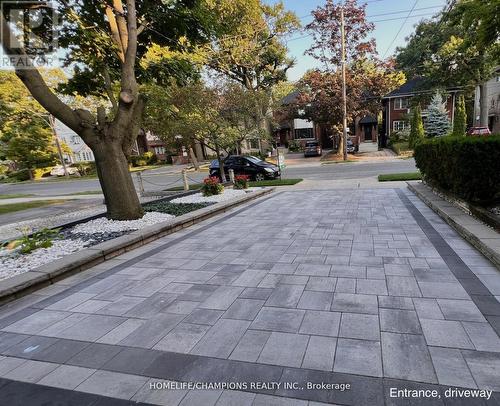 291 St Clair Avenue E, Toronto, ON 
