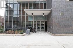 208 - 320 RICHMOND STREET E Toronto, ON M5A 1P9
