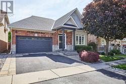 535 KINGSFIELD LOOP Oshawa, ON L1K 0H8