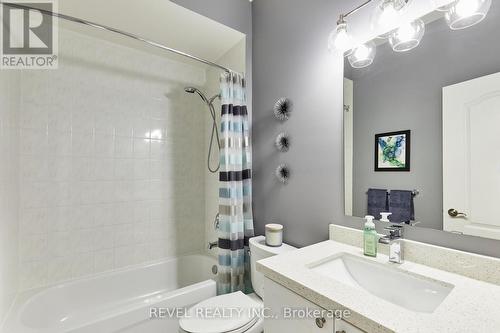 535 Kingsfield Loop, Oshawa, ON 
