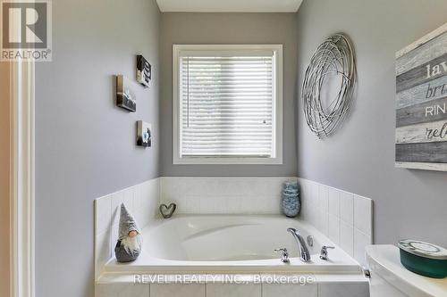 535 Kingsfield Loop, Oshawa, ON 