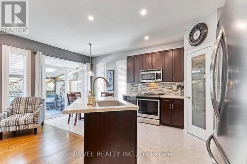 535 Kingsfield Loop, Oshawa, ON 