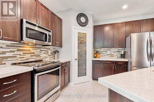 535 Kingsfield Loop, Oshawa, ON 