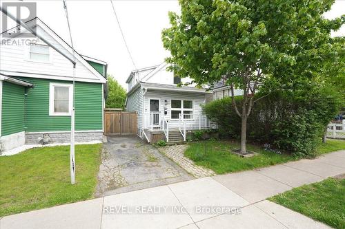 236 COPE STREET  Hamilton, ON L8H 5B5