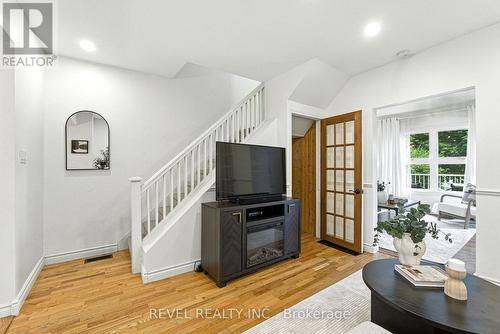 236 Cope Street, Hamilton, ON - Indoor