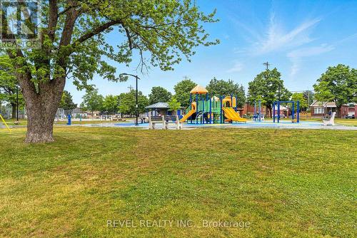236 Cope Street, Hamilton, ON - Outdoor