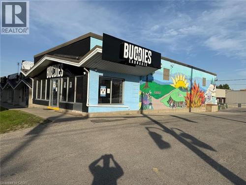 25 University Avenue E, Waterloo, ON 