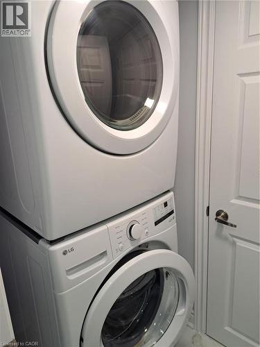 Integrated stackable washer and dryer unit - 2240 Headon Road Unit# Lower, Burlington, ON 