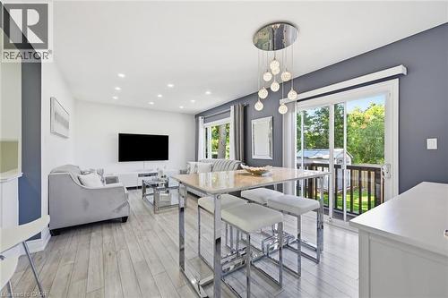 205 Dumbarton Avenue, Hamilton, ON - Indoor