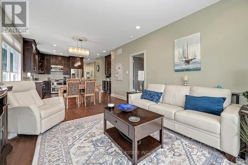 Living Room / Kitchen - 353 Trillium Circle, Alfred And Plantagenet, ON 