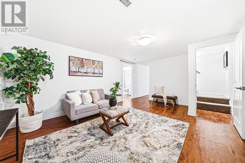 744 Miriam Crescent, Burlington, ON 