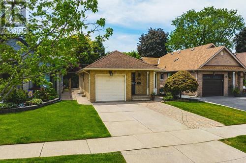 744 Miriam Crescent, Burlington, ON 